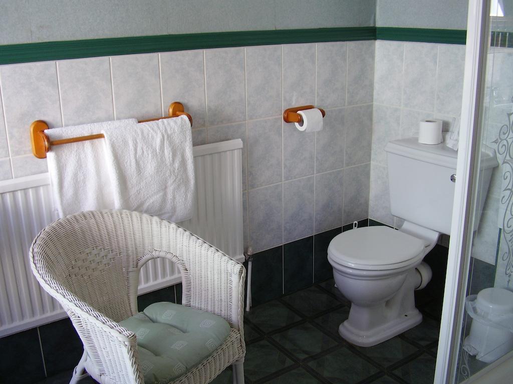 Weybourne Guest House Tenby Room photo